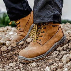 DEWALT Men’s Titanium Safety Boots, Size 7 UK – Durable Work Footwear