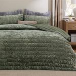 Bedsure Velvet Quilt King Size Set, Luxury Bedspread Quilted Bedding Set for King Size Bed, Ultra Soft Coverlet with 2 Matching Pillow Shams, 106"x96", Olive Green