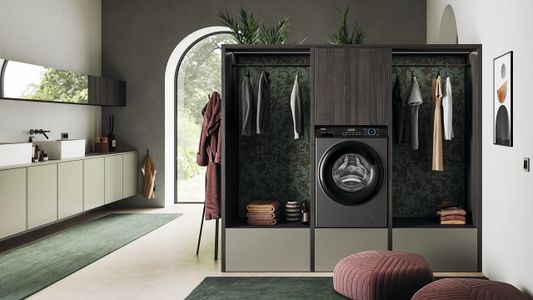 Haier 9kg Freestanding Washing Machine – 1400RPM, Graphite