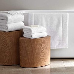 H by Frette Simple Border Standard Bath Bundle - Luxury All-White Bath Linens Bundle/Includes 2 Hand Towels, 2 Bath Towels, and a Bath Mat / 100% Cotton