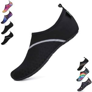 SAGUARO Chaussures Aquatiques Chaussons de d'eau Plongée Chaussettes Aqua pour Piscine et Plage Sports Nautiques Natation Surf Voile Mer Rivière pour Homme Femme (Noir,38/39 EU)