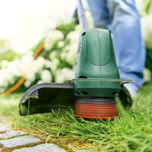 Bosch Electric Grass Trimmer EasyGrassCut 26 – 280W, 26cm Cutting Diameter