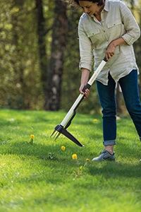 Fiskars Light Weed Puller – 90cm Stainless Steel, Black/White Handle