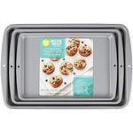 Wilton 2105-975 Cookie Sheet Pan Set, Recipe Right, Non Stick, Small, Medium and Large, set of 3