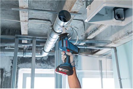 Bosch Professional 18V Cordless Reciprocating Saw – Compact, 3 Blades, L-BOXX