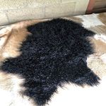 Seek4comfortable Black Genuine Mongolian Sheepskin Pelt Fur Area Rug, Tibetan Curly Fur Throw with Super Fluffy Thick Decorative As Throw Rug 41.5-43.5in Long and 24-25.6 in Wide