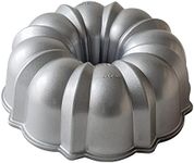 Nordic Ware Original Bundt, 12-Cup, Silver