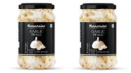 Harnarains Garlic Pickle in Vinegar (Sirka Wala Lahsun), Peeled Garlic Cloves in Brine (Raw Garlic in Brine) (Oil Free Garlic Pickle without Oil) (Pickled Garlic in Vinegar, Garlic in Brine) Pack of 2 (400g each)