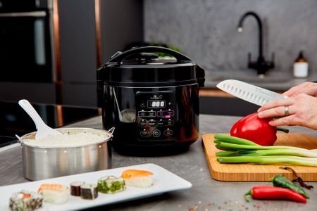 Yum Asia Kumo Rice Cooker – 5.5 Cup Capacity