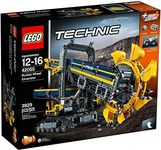 LEGO Technic Excavator Construction