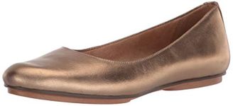Naturalizer Maxwell Womens Leather Flat Loafers Walking Shoes for All-Day Comfort Medium Fit Light Gold UK 3