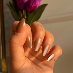 Glossara Metallic Nude Almond Nail Extensions – 24pcs Glossy Press On Nails with Gel Glue Tabs | Elegant Artificial False Nails for Women – Classy Reusable Manicure