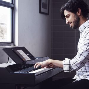 Yamaha P-S500 Digital Piano, Black – 88-Key Weighted Keyboard