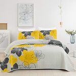 DJY 3 Pieces Quilt Set King Yellow Floral Pattern Quilt Coverlet Elegant Boho Bedspread with 2 Pillow Shams Soft Lightweight Microfiber Bedding Quilt Set for Adults Teens 104"x90"