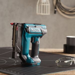 Makita 18V LXT Cordless Pin Nailer – Lightweight Power Tool