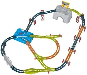 Fisher-Price Thomas y sus Amigos Cubo Conecta y construye la pista, Set de juego con pistas para tren de juguete, 34 piezas, juguete +3 años (HNP81)