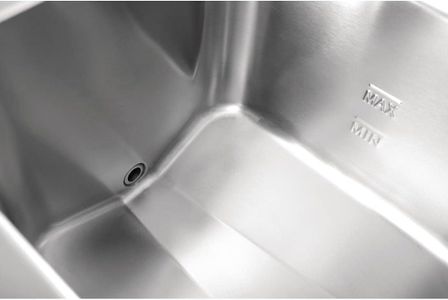 Buffalo Induction Fryer 7.5L – 3kW Commercial Deep Fryer