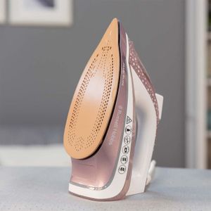 Russell Hobbs Pearl Glide Steam Iron – Ceramic Soleplate, 2600W