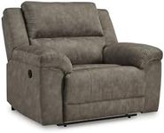 Signature Design by Ashley Laresvie