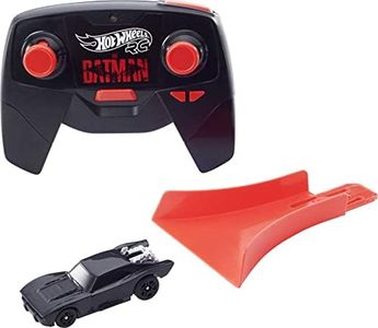 Hot Wheels RC 1:64 Scale The Batman Batmobile, Remote-Controlled Vehicle from The Movie, USB Rechargeable Controller, On or Off Track Racing