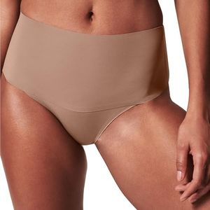 Spanx Undie-Tectable Thong aus Nylon und Elasthan in der Farbe Café au Lait, Größe: M, SP0115CaféAuLaitM
