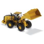 Diecast Masters 1:50 Cat® 982 XE Wheel Loader - High Line Series by Diecast Masters, 85685