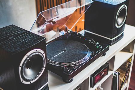Audio-Technica Bluetooth USB Turntable – LP120XBT, Black
