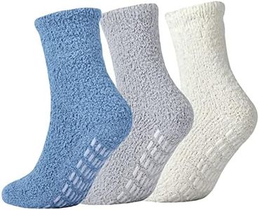 Jormatt 3 Pairs Womens Fuzzy Socks Winter Slipper Socks Non-Slip Grip Fuzzy Socks Warm Non Slip Fluffy Socks Soft Hospital Sock, White B