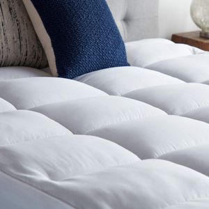 LUCID 4-Inch Gel Memory Foam Mattress Topper, Queen Size