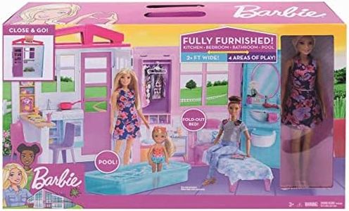 Barbie - Casa amueblada pleglable con Cocina, Piscina, Dormitorio y Lavabo con muñeca Rubia (Mattel FXG55), Embalaje estándar