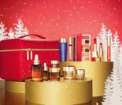 Estée Lauder Blockbuster FESTIVE EDITION The Ultimate Gift Including 7 Full-Size Favourites (Collection worth £369)