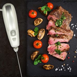 QUEST Electric Carving Knife – White