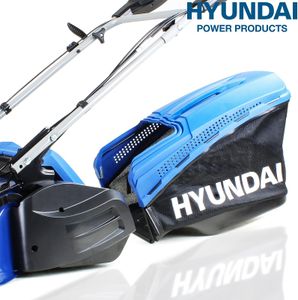 Hyundai 19" Petrol Lawnmower – Self-Propelled Garden Mower