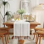 Rustic Farmhouse Style Linen Table 