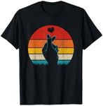 K-Pop Heart Hand Symbol K-Drama Korean Pop Vintage Fan Gift T-Shirt