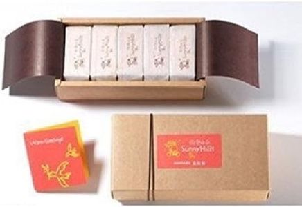 DHL Ship - Taiwan SunnyHills Pineapple Pastry Cake (10 Pcs/Box) 微熱山丘鳳梨酥 (10個/盒)
