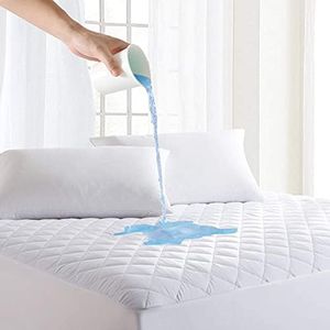 Quilted Waterproof Mattress Protector Single Hypoallergenic and Noiseless Fitted Sheet Cover Double Bed Extra Deep 100% Waterproof Mattress Protector Cot Mattress Topper (Single Size) White