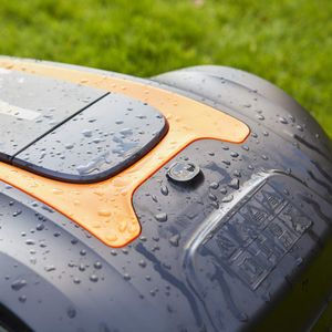LawnMaster L10 Robotic Lawnmower – Auto Mower with Dock, 400m², 18cm Cut
