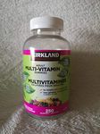 Kirkland Signature Adult Multi-Vitamin Gummies Made with Organic Sweeteners - 250 Gummies