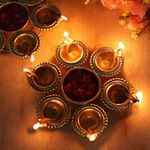 RIPP Urli 6 Diya Handcrafted Bowl for Floating Flowers & Tea Light Candles - Home Living Room Office & Table Decor - Premium Metal Gold Urli for Diwali, Weddings, and Festive Decoration (Pack of 1)