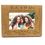 ukgiftstoreonline Personalised Friends Are Like Stars Landscape Oak Wood Finish Photo Frame FW414 (5 x 7 Inch)