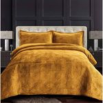 Tribeca Living Oversized Velvet Quilt, Three Piece Queen Bed Set, 260GSM Soft Velvet Quilted Set Includes One Quilt & Two Sham Pillowcases, Capri, Gold