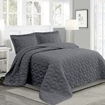 PHRIXUS Oversized Bedspread Coverlet Quilt Set Soft Lightweight Microfiber Thin Comforter for All Season Luxury Embossed Bedding Cover 3 Piece Reversible Set, King / Cal King, Grey