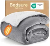 Bedsure GentleSoft Sherpa Fleece Th