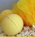 The Shower Box Organic LEMONGRASS Bath Bomb Purely Handmade for Women Men Unisex Kids (Pack of 1,120 Gram)