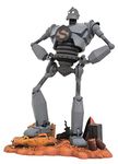 DIAMOND SELECT Toys The Iron Giant Gallery: Superhero PVC Figure, Multicolor, 10 inches