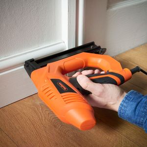 VonHaus 2-in-1 Electric Nail & Staple Gun – 9A, 300 Staples, 100 Nails