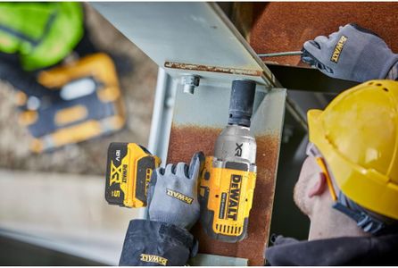 DEWALT 18V Cordless Impact Wrench – High Torque Power Tool