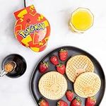 Uncanny Brands Pokémon Pikachu Mini Waffle Maker - Pokemon Kitchen Appliance