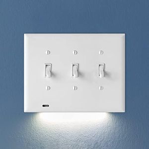 Single - SnapPower SwitchLight [for Triple-Gang Light Switches] - Light Switch Wall Plate with Built-in LED Night Lights - Bright/Dim/Off Options - Auto On/Off Sensor - (Toggle, White)